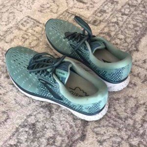 Women’s Brooks “Glycerin 17” Running Shoes